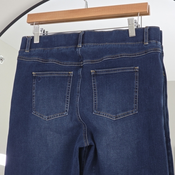 Betabrand Yoga Denim Pull-On High-Rise Bootcut Jeans, Size Medium Petite - Picture 6 of 10